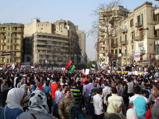 Tahrir-Sq-Ap1